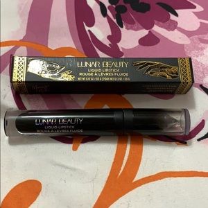 Lunar Beauty Liquid Lipstick in Wicked